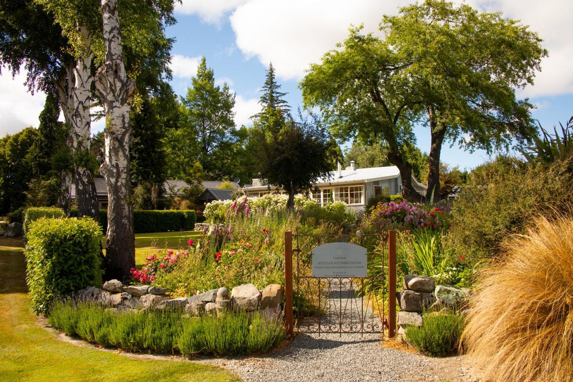 Aldourie Lodge - Lake Tekapo Eksteriør bilde